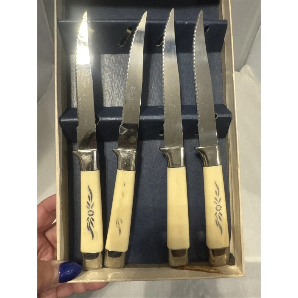 VTG REGENT SHEFFIELD Steak knives‎ Set of 4 Stainless Steel England